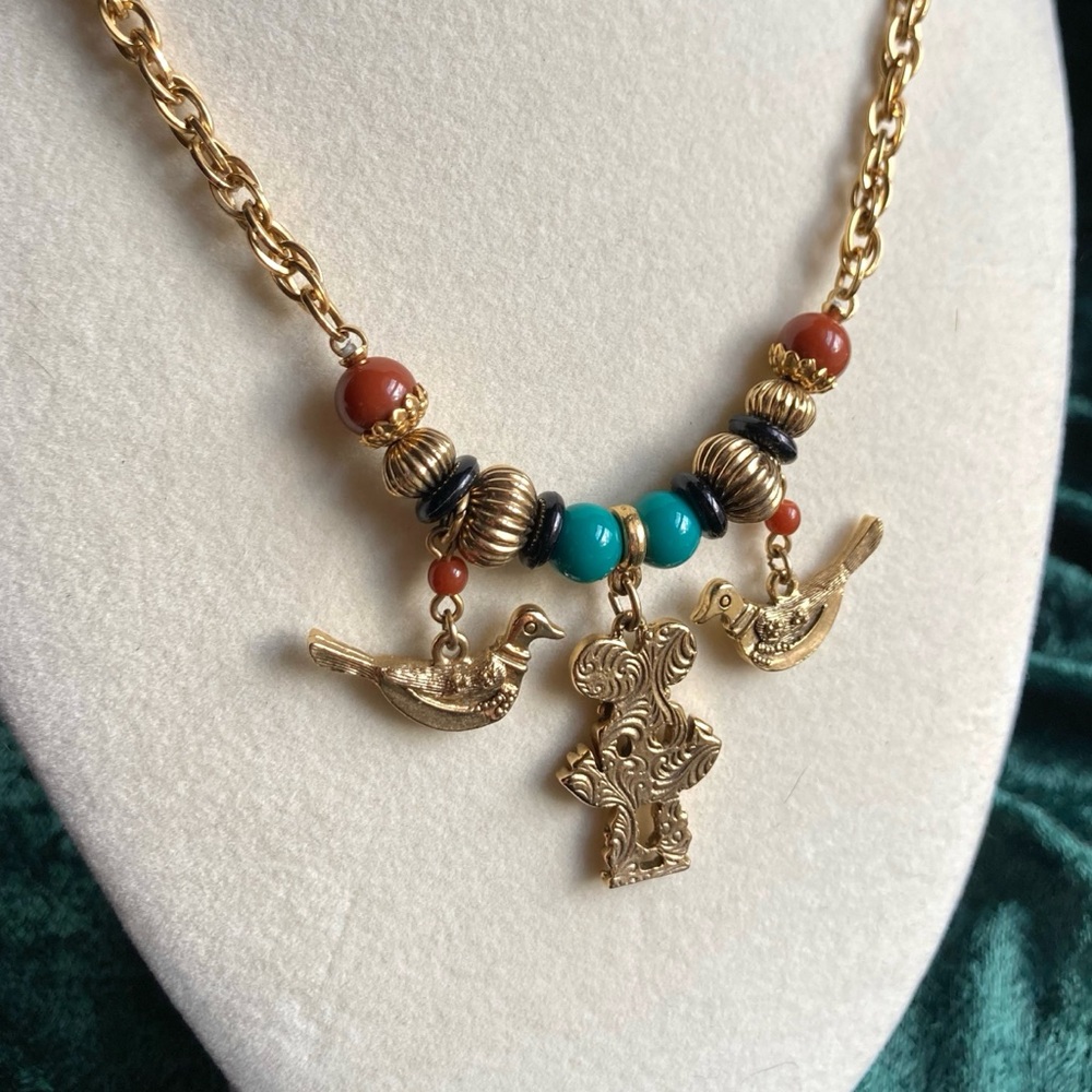 RELISTED Vintage 1928 Charm Necklace Goldtone - Picture 5 of 9